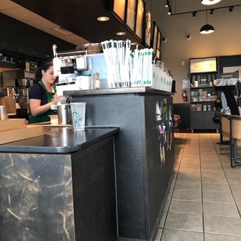 Starbucks - Coffee & Tea Near Me - North Canton, Ohio