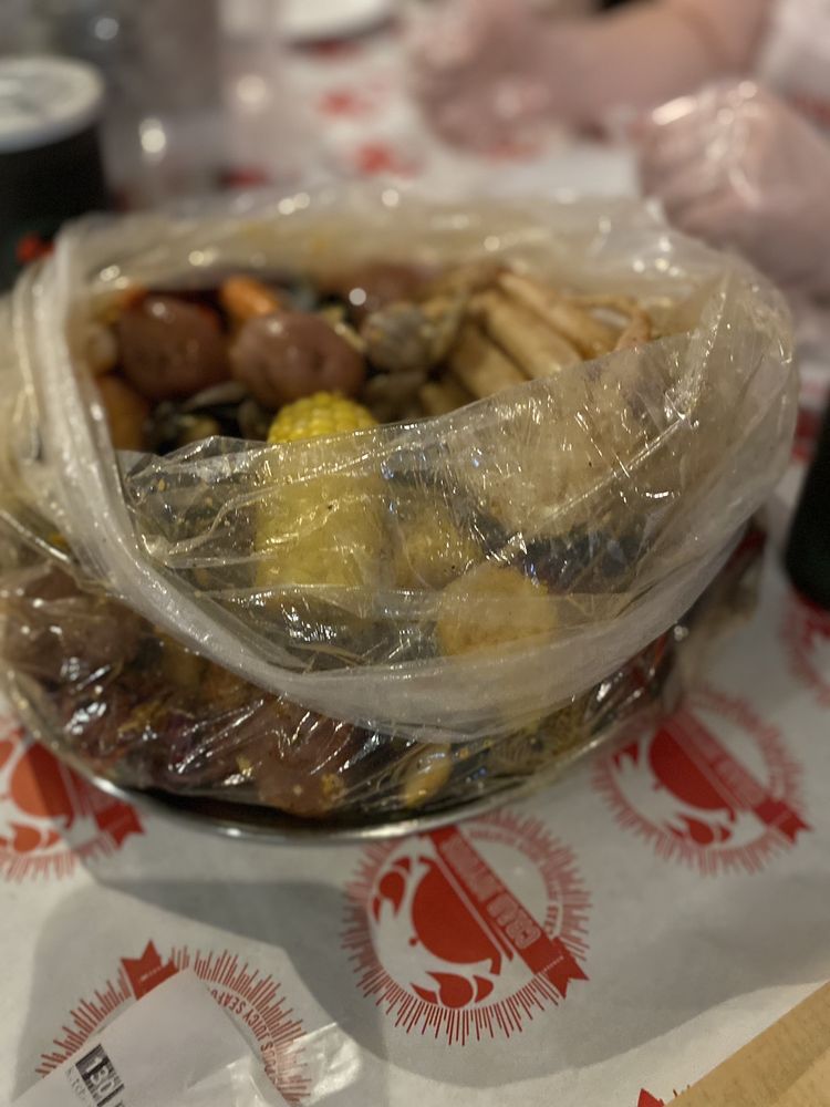 Food from Crab Joyous