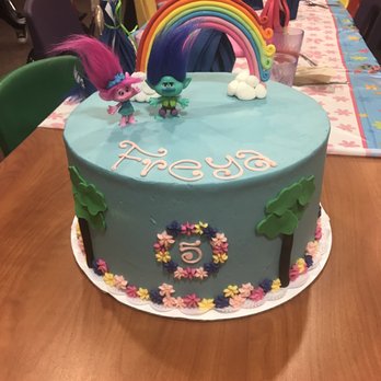 Simma's Bakery - We always get our cakes from Simms's and this is the cake we did this year. It was fantastic!!! - Bakeries Near Me - Wauwatosa, Wisconsin