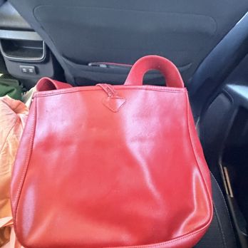 Goodwill - A hidden gem. - Discount Store Near Me - La Jolla, California