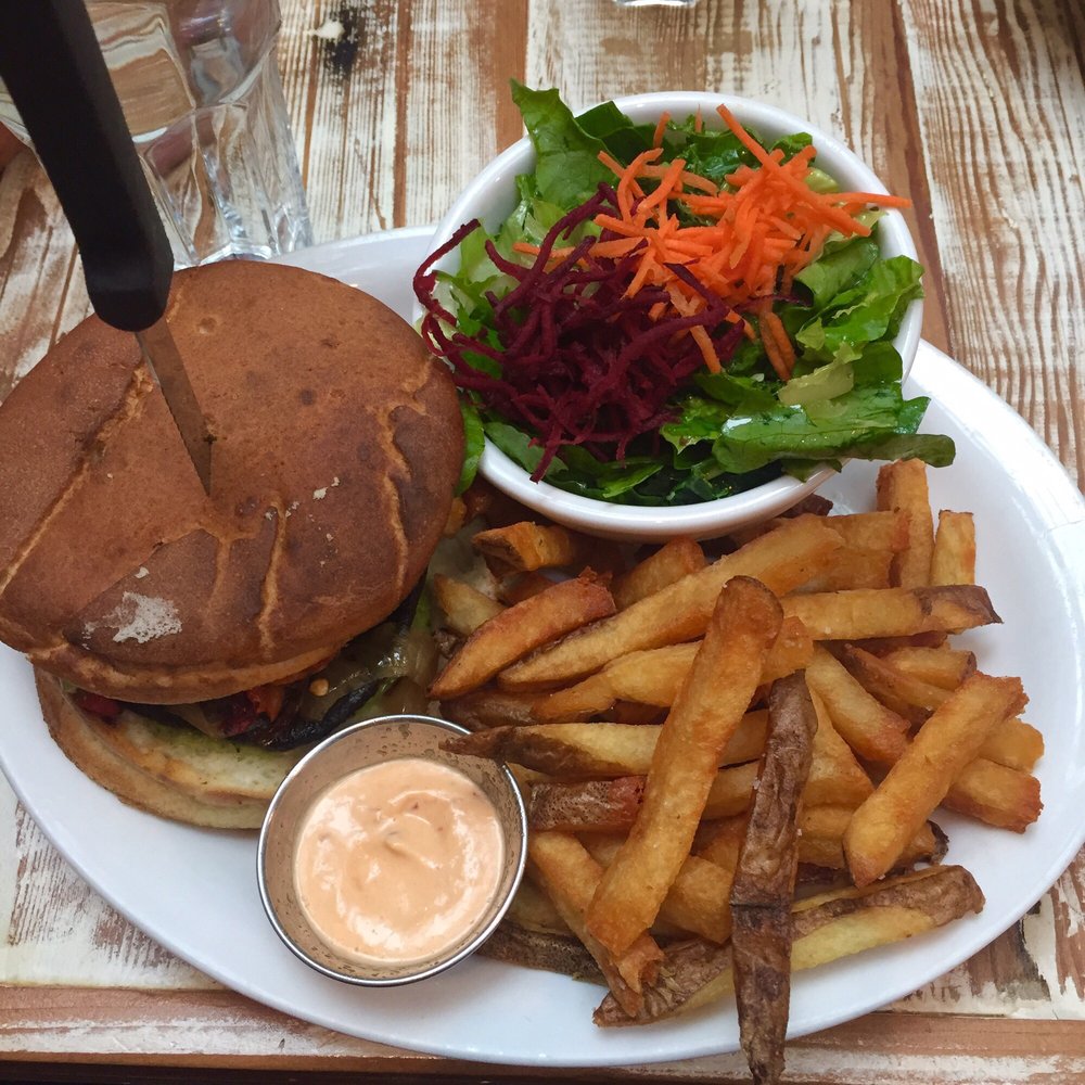 MeeT - Burgers Near Me - Vancouver, British Columbia