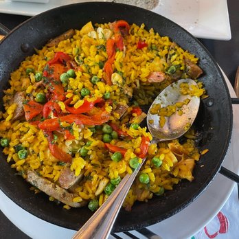 Oyo - Lunch size Paella - Latin American Near Me - Pleasanton, California Oyo - Lunch size Paella - Latin American Near Me - Pleasanton, California