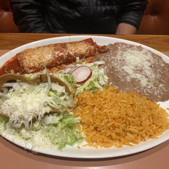Ricardo's Place - crispy beef taco and al pastor enchilada combo plate - Mexican Near Me - San Juan Capistrano, California