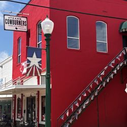 CowBurners BBQ & Taproom