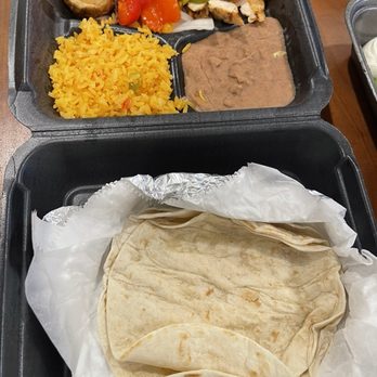 La Sombra Cantina - The Fajitas - Mexican Near Me - Richardson, Texas La Sombra Cantina - The Fajitas - Mexican Near Me - Richardson, Texas