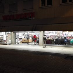 Woolworth - Woolworth Höchst am frühen Morgen!