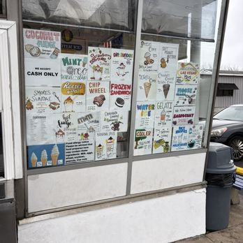 D D Dairy Delite - Ice Cream & Frozen Yogurt Near Me - Bristol Twp, Pennsylvania