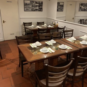 Mien Tay - Inside downstairs - Vietnamese Near Me - Battersea, XGL Mien Tay - Inside downstairs - Vietnamese Near Me - Battersea, XGL