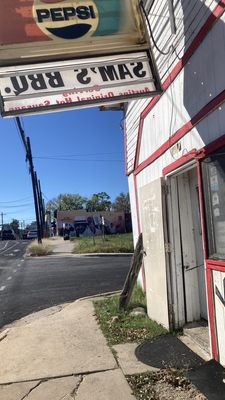 Sam's BBQ by null Sam's BBQ by null