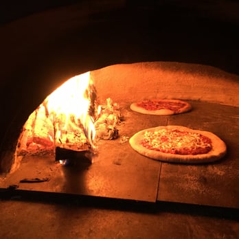Wheat and Fire Pizza Catering - The oven - Caterers Near Me