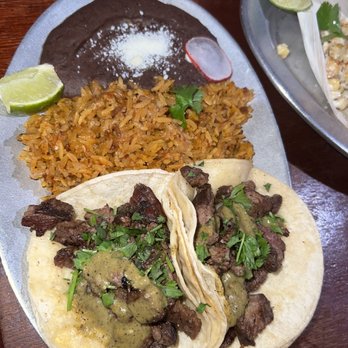 El Carmen - Asada tacos combination - Mexican Near Me - Los Angeles, California El Carmen - Asada tacos combination - Mexican Near Me - Los Angeles, California
