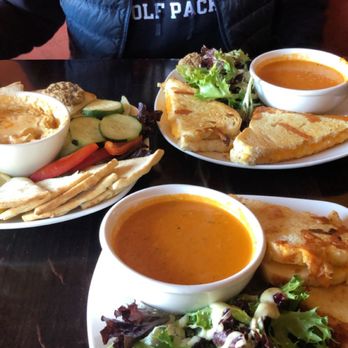 Süp - Grilled cheese sandwich, tomato bisque, and artichoke dip! - Sandwiches Near Me - Reno, Nevada
