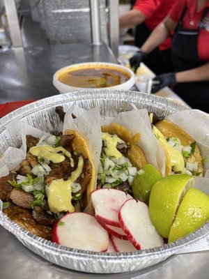 Guanatos Tacos by null