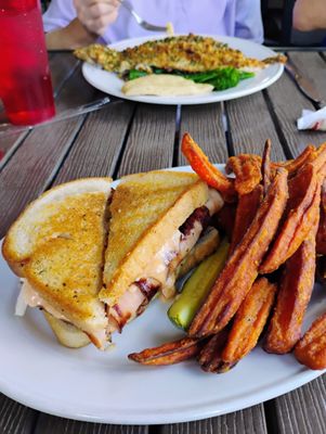 Rochester Mills Beer Company by null