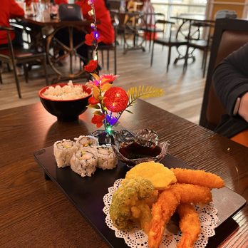 A Go Go Sushi and Ramen - The photo doesn't even show the beautiful holiday lights - Sushi Bars Near Me - Round Rock, Texas A Go Go Sushi and Ramen - The photo doesn't even show the beautiful holiday lights - Sushi Bars Near Me - Round Rock, Texas