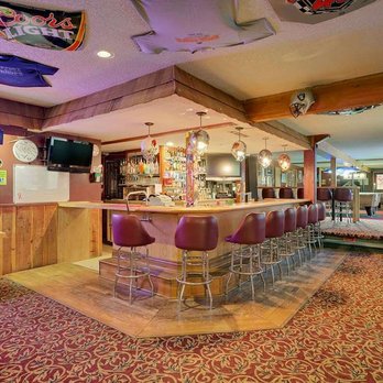 Knights Inn Evanston - BarLounge - Hotels Near Me - Evanston, Wyoming Knights Inn Evanston - BarLounge - Hotels Near Me - Evanston, Wyoming