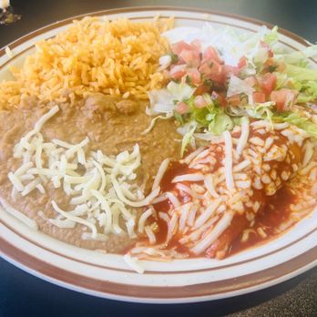 Los Gallos Taqueria - Chicken enchilada lunch - Mexican Near Me - Lincoln, California Los Gallos Taqueria - Chicken enchilada lunch - Mexican Near Me - Lincoln, California