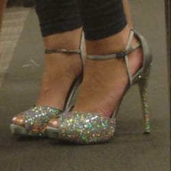 DSW Designer Shoe Warehouse