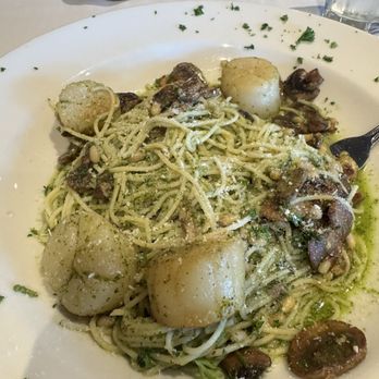 Norma's Italian Kitchen - Scallop linguine pesto - Italian Near Me - La Quinta, California Norma's Italian Kitchen - Scallop linguine pesto - Italian Near Me - La Quinta, California