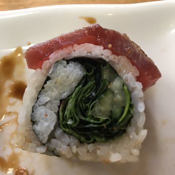 Momo Sushi - A lot of rice, not much else! - Japanese Near Me - Ann Arbor, Michigan