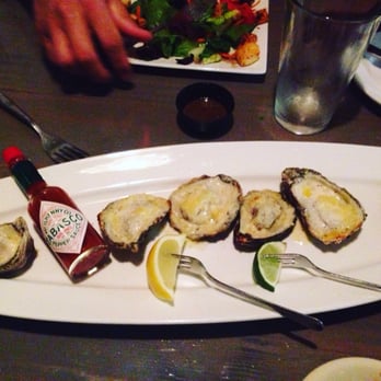 Sal's Ballyhoo's - Their famous oysters!! Very good! - Seafood Near Me - Key Largo, Florida Sal's Ballyhoo's - Their famous oysters!! Very good! - Seafood Near Me - Key Largo, Florida