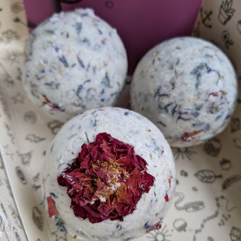 The Works Seattle - Bath bombs finished - Gift Shops Near Me - Seattle, Washington