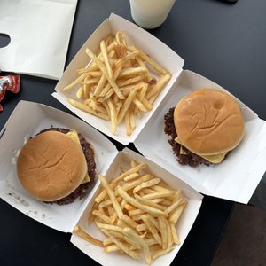 BURGERS NEVER SAY DIE - 965 Photos & 1110 Reviews - 2388 Glendale Blvd