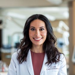 Graber and Gyllenhaal Orthodontics - Dr. Leslie Zallik grew up on the North Shore and is happy to be practicing close to her hometown.
