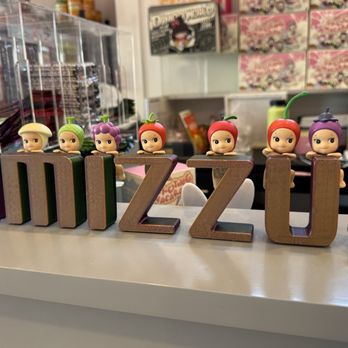 Imizzu Gift Shop - Imizzu counter display - Gift Shops Near Me - Alhambra, California
