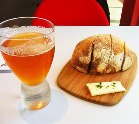 Ray's and Stark Bar by null