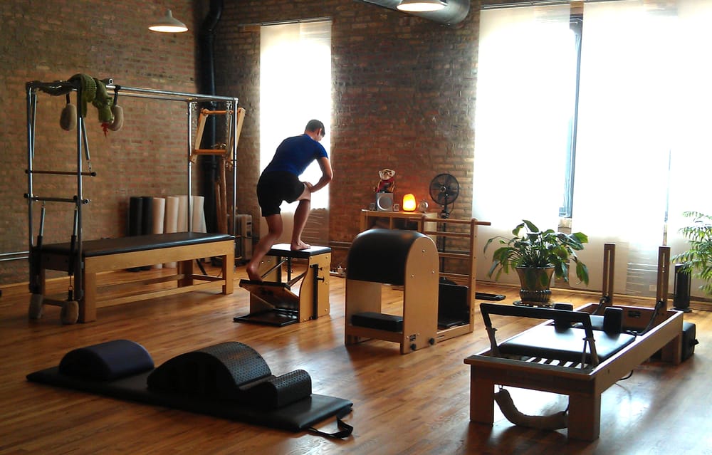 Be Studio Pilates Logo