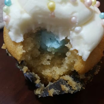 Icing On The Cupcake - Baby Boy Gender Reveal Cupcakes - Bakeries Near Me - Rocklin, California
