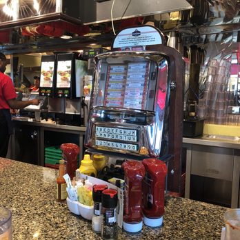 Silver Diner - Diners Near Me - Baltimore, Maryland Silver Diner - Diners Near Me - Baltimore, Maryland