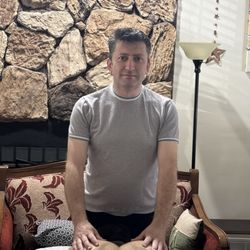 Physical Therapist Mustafa