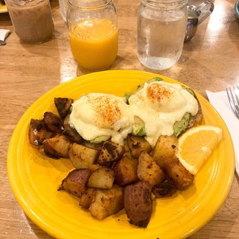 Alexa's Cafe - California eggs Benedict - Breakfast & Brunch Near Me - Bothell, Washington Alexa's Cafe - California eggs Benedict - Breakfast & Brunch Near Me - Bothell, Washington