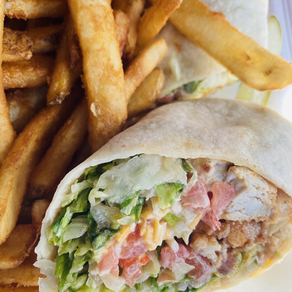 Brew Link Brewing - Buffalo chicken wrap - Breweries Near Me - Plainfield, Indiana