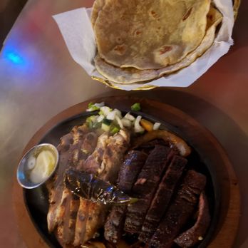 Mi Padres - Combo Steak and Chicken Fajitas - Mexican Near Me - Baton Rouge, Louisiana Mi Padres - Combo Steak and Chicken Fajitas - Mexican Near Me - Baton Rouge, Louisiana