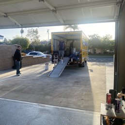 Ben and his team arrived 20 min early and go straight to work! Ben and his team arrived 20 min early and go straight to work!