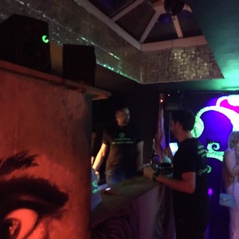 BallieBallerson - Cocktail Bars Near Me - Shoreditch, XGL