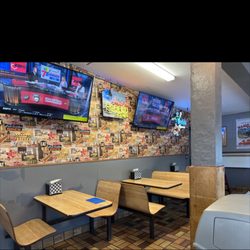 Sno-Flake Drive-In - Inside