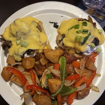 Bogeys East - Eggs benny - Sports Bars Near Me - Las Vegas, Nevada Bogeys East - Eggs benny - Sports Bars Near Me - Las Vegas, Nevada