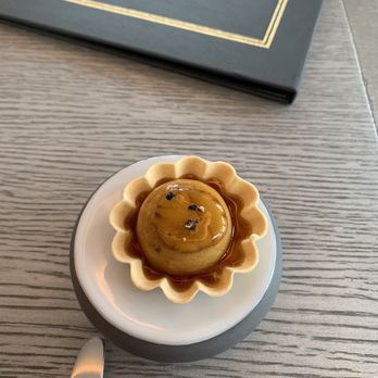 Le Jules Verne - Amuse bouche - French Near Me - Paris, 75