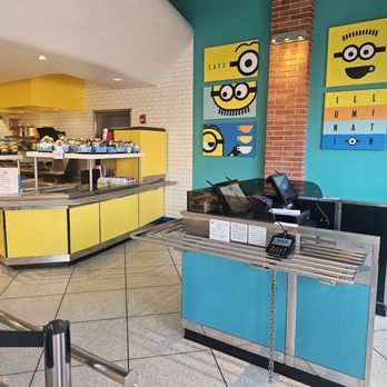 Minion Cafe - Minion Café Interior - Cafes Near Me - Universal City, California