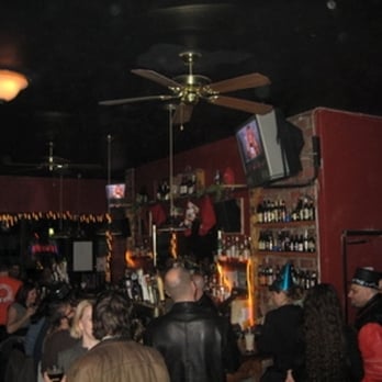 4th Avenue Pub - Pubs Near Me - Brooklyn, New York
