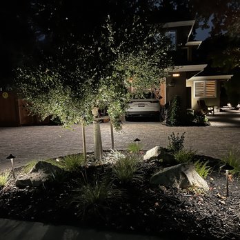 PaverScaping - Circle driveway - Landscaping Near Me