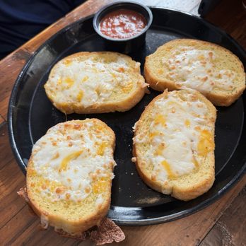 Mazzio's - Garlic Cheese Toast - Pizza Near Me - Winder, Georgia Mazzio's - Garlic Cheese Toast - Pizza Near Me - Winder, Georgia