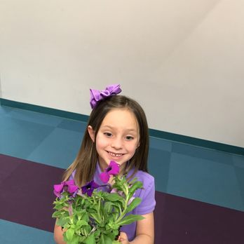 Children's Discovery Museum - Easter Flowers - Museums Near Me - Victoria, Texas