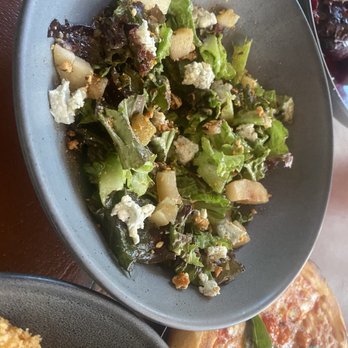 Cancino - Walnut and Pear Salad - Pizza Near Me - Ciudad de México, DIF Cancino - Walnut and Pear Salad - Pizza Near Me - Ciudad de México, DIF