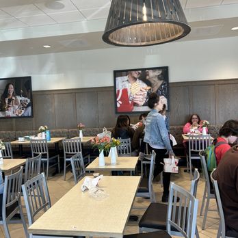 Chick-fil-A - The picture has a manager eating ON THE JOB! and will not give me my cow plushie but gave to a 60 year old women, how disgraceful this is. - Fast Food Near Me - South Gate, California Chick-fil-A - The picture has a manager eating ON THE JOB! and will not give me my cow plushie but gave to a 60 year old women, how disgraceful this is. - Fast Food Near Me - South Gate, California