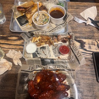Kluddes Kitchen + Bar - Gastropubs Near Me - Redlands, California
